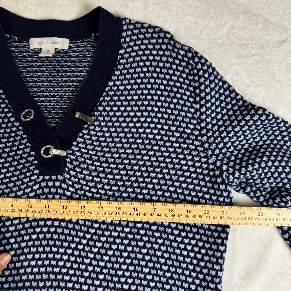 Madison Grey Navy Patterned Knit Sweater Henley Cotton Pullover women’s XL - Picture 3 of 8